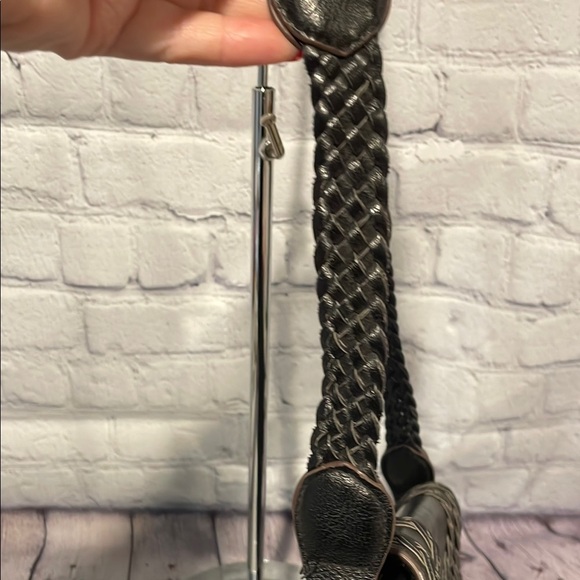 T-Shirt & Jeans Black Crossbody Bag with Braided Accents - Picture 6 of 8